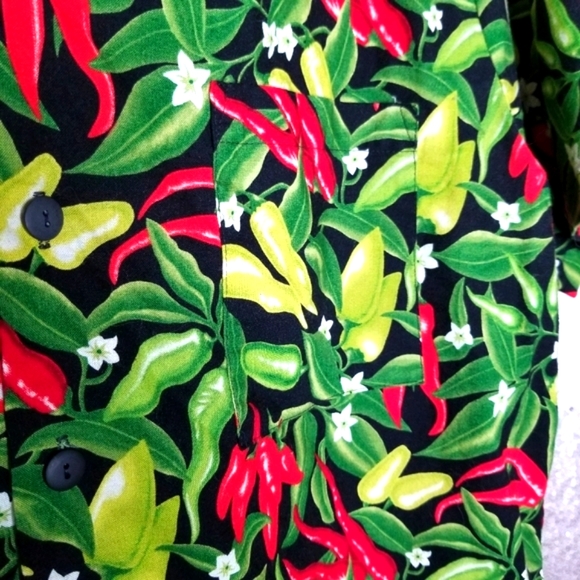Dem Crazy EUC L Hawaiian short-sleeved button-down shirt - PEPPERS! 🌶🌶🌶 - Picture 9 of 9